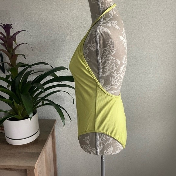 NWT Madewell Second Wave Ribbed Halter One-Piece Swimsuit in Exotic Pear - Picture 4 of 13